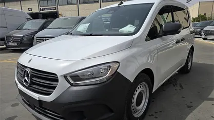 Blanco Nuevo 2025 Mercedes Citan 110 Familiar | 30.900 € (Precio justo)
