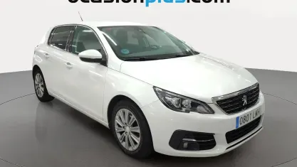 Usado Peugeot 308 Allure 131 CV (96 kW) 2021 Blanco Utilitario