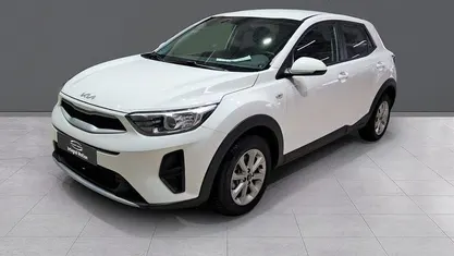 Usado Kia Stonic 84 CV (61 kW) 2022 Otro SUV