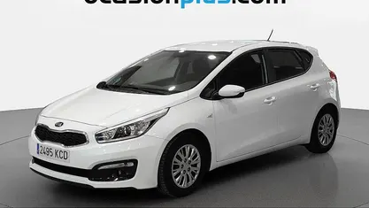 Usado Kia Ceed GT 90 CV (66 kW) 2017 Blanco Utilitario