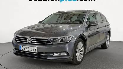 Usado 2017 VW Passat Advance Familiar | 15.232 € (Precio justo)