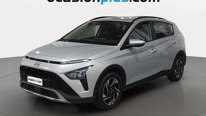 Usado Hyundai Bayon 84 CV (61 kW) 2022 Gris plata SUV