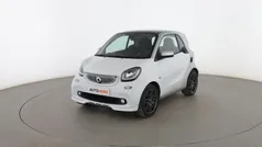 Blanco Usado 2018 Smart ForTwo Coupé Basis Utilitario | 12.499 € (Precio justo)
