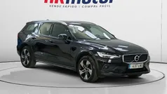 Negro Usado 2021 Volvo V60 CC Pro Familiar | 29.990 € (Precio justo)