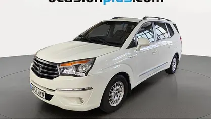 Usado SsangYong Rodius Limited 155 CV (114 kW) 2014 Blanco Monovolumen