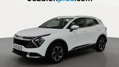 Usado Kia Sportage 136 CV (100 kW) 2023 Blanco SUV