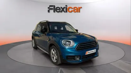 Usado Mini Cooper Countryman 136 CV (100 kW) 2020 Azul SUV