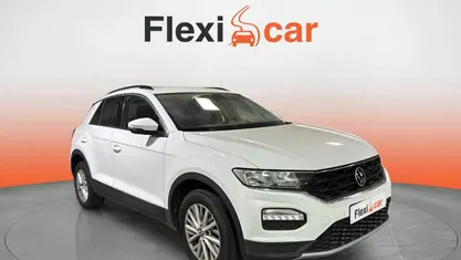 Usado VW T-Roc Advance 150 CV (110 kW) 2021 Blanco SUV