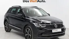 Negro Usado 2022 VW Tiguan Life SUV | 30.490 € (Precio justo)