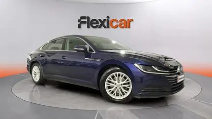 Usado VW Arteon 150 CV (110 kW) 2019 Azul Utilitario