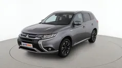 Gris Usado 2018 Mitsubishi Outlander P-HEV SUV | 17.899 € (Buen precio)