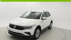 Blanco Usado 2022 VW Tiguan Life SUV | 30.500 € (Precio justo)