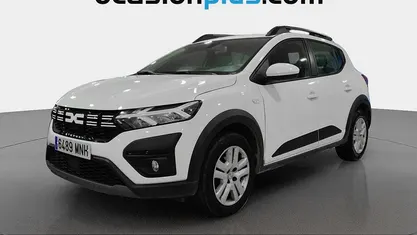 Usado Dacia Sandero Expression 101 CV (74 kW) 2024 Blanco Utilitario