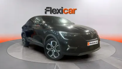 Usado Renault Arkana Intens 145 CV (106 kW) 2022 Negro SUV