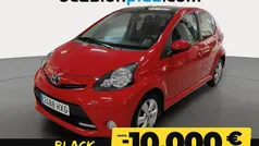 Rojo Usado 2014 Toyota Aygo City Utilitario | 8200 € (Precio justo)