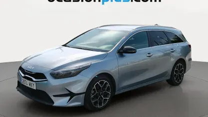 Usado Kia Ceed Style 100 CV (73 kW) 2025 Gris plata Utilitario