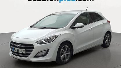 Käytetty Hyundai i30 GO! 101 HP (74 kW) 2016 Valkoinen Viistoperä