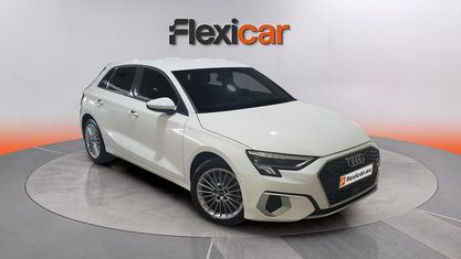 Käytetty Audi A3 Premium 150 HP (110 kW) 2021 Valkoinen Sedan