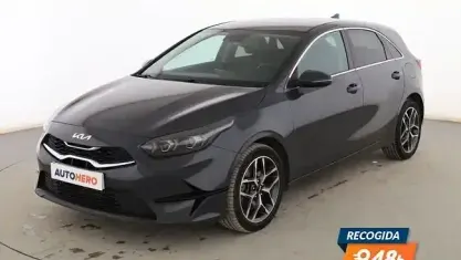 Usado Kia Ceed 136 CV (100 kW) 2022 Gris Utilitario
