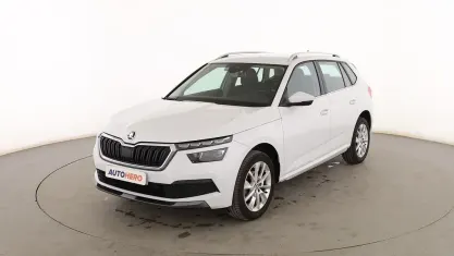 Usado Skoda Kamiq Style 116 CV (85 kW) 2020 Blanco SUV