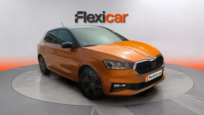 Usado Skoda Fabia Selection 116 CV (85 kW) 2025 Naranja Utilitario