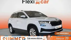 Blanco Usado 2023 Skoda Karoq Style SUV | 21.690 € (Precio justo)