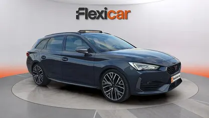 Usado Cupra Leon 310 CV (228 kW) 2022 Gris Familiar