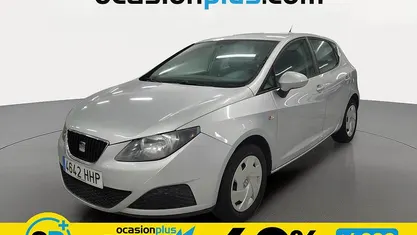 Usado Seat Ibiza Reference 90 CV (66 kW) 2011 Gris plata Utilitario