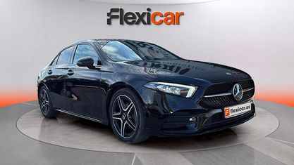 Käytetty Mercedes A200 150 HP (110 kW) 2021 Musta Sedan