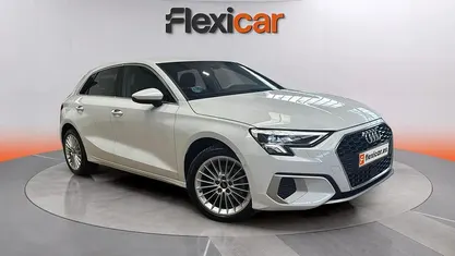 Usado Audi A3 Advanced Plus 111 CV (81 kW) 2023 Blanco Berlina