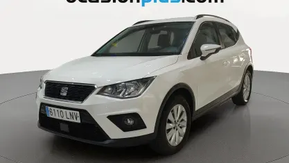 Usado Seat Arona Style 110 CV (80 kW) 2021 Blanco SUV