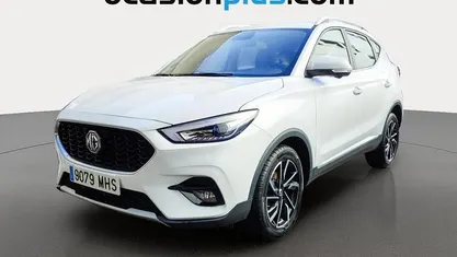 Usado MG ZS Luxury 106 CV (77 kW) 2023 Blanco SUV