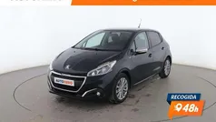 Azul Usado 2018 Peugeot 208 Style Utilitario | 8799 € (Precio justo)