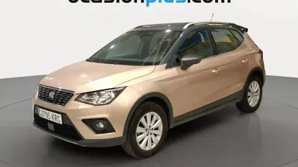 Usado Seat Arona Ecomotive 116 CV (85 kW) 2018 Marrón SUV