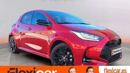 Usado 2024 Toyota Yaris Hybrid Style Utilitario | 18.990 € (Precio justo)