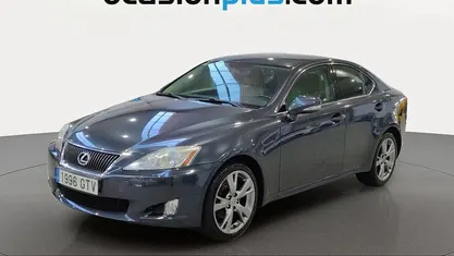 Usado 2010 Lexus IS220d Sport Line Berlina | 9990 € (Precio justo)