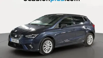 Usado Seat Ibiza XCELLENCE 115 CV (84 kW) 2024 Gris Utilitario