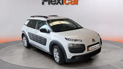 Blanco Usado 2017 Citroën C4 Feel Berlina | 7990 € (Precio justo)