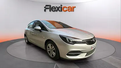 Usado Opel Astra Business Elegance 131 CV (96 kW) 2020 Gris Familiar