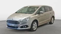 Gris Usado 2015 Ford S-MAX Titanium Monovolumen | 15.500 € (Precio justo)