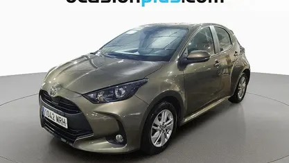 Usado 2024 Toyota Yaris Edition Utilitario | 15.455 € (Precio justo)