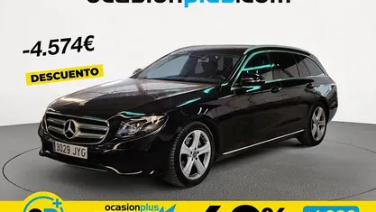 Usado Mercedes E220 194 CV (142 kW) 2017 Negro Familiar