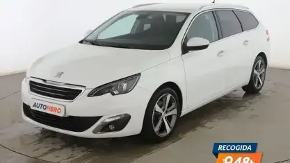 Käytetty Peugeot 308 Allure 150 HP (110 kW) 2016 Valkoinen Farmari