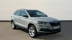 Gris / plata Usado 2021 Skoda Karoq Ambition SUV | 22.900 € (Precio justo)