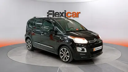 Usado Citroën C3 Picasso Feel 99 CV (72 kW) 2017 Negro Monovolumen