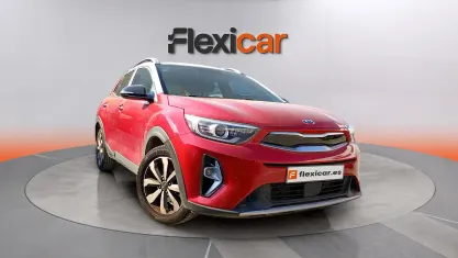 Usado Kia Stonic 101 CV (74 kW) 2021 Rojo SUV