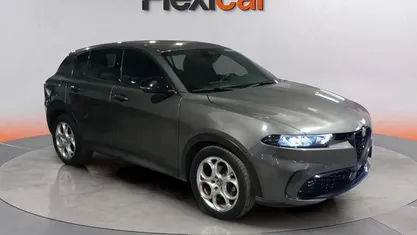 Usado 2023 Alfa Romeo Tonale Sprint SUV | 21.790 € (Buen precio)