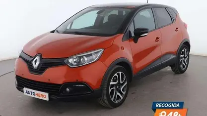 Usado 2015 Renault Captur Zen SUV | 8699 € (Buen precio)