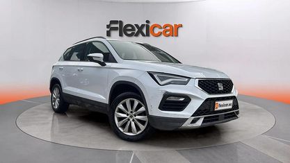 Begagnad Seat Ateca FR 150 HK (110 kW) 2023 Vit SUV