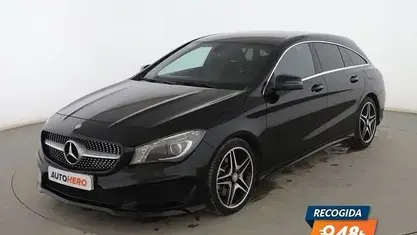 Usado Mercedes CLA220 Shooting Brake AMG line 177 CV (130 kW) 2015 Negro Familiar